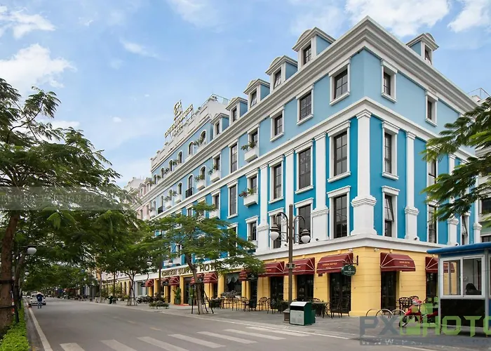 Hotel Green Suites Hotel 3*