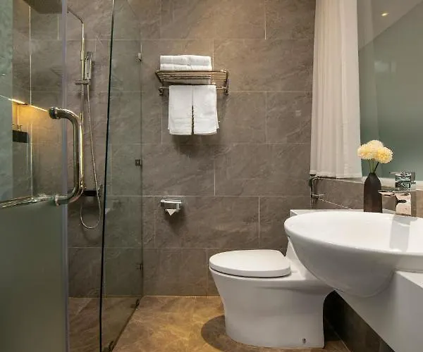 Khách sạn Green Suites Hotel Hạ Long