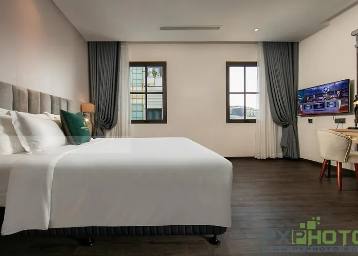 Green Suites Hotel Hạ Long