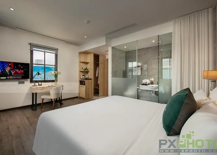 Green Suites Hotel Hạ Long