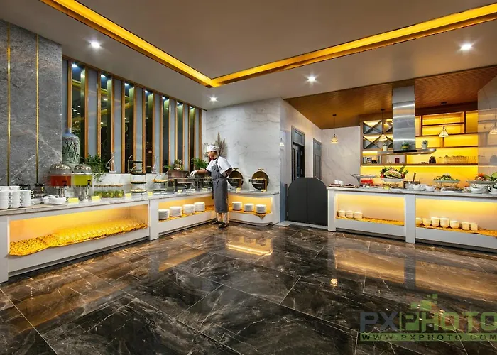 Khách sạn Green Suites Hotel 3*