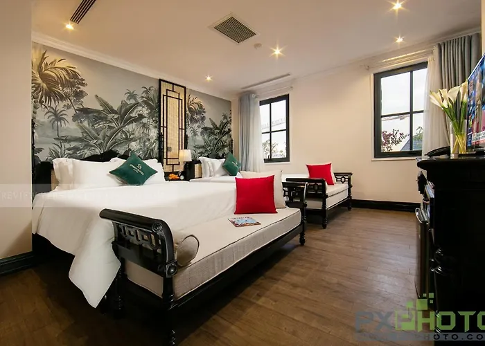 Khách sạn Green Suites Hotel 3*